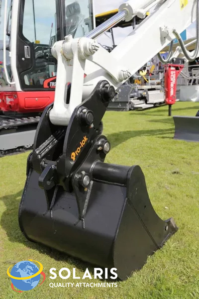 Pro-lock digging excavator buckets - solaris attachments